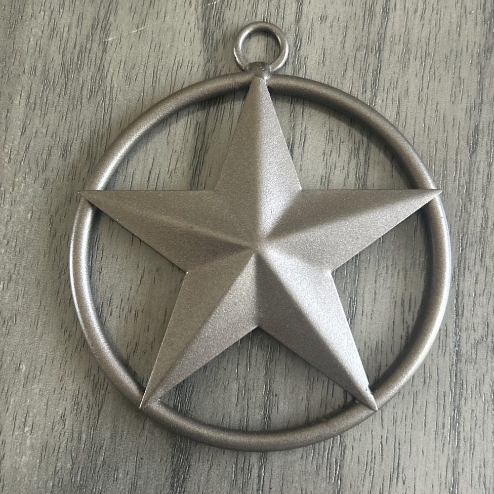 Rustic Metal Barn Star in Ring Wall Hanging Farmhouse Decor Brushed Bronze